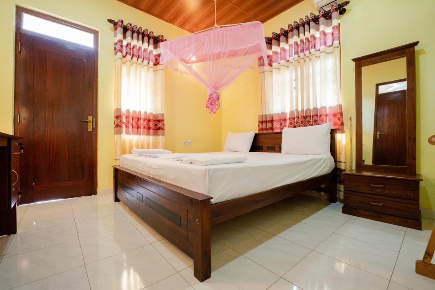 Suwani Pinnawala Homestay Εξωτερικό φωτογραφία