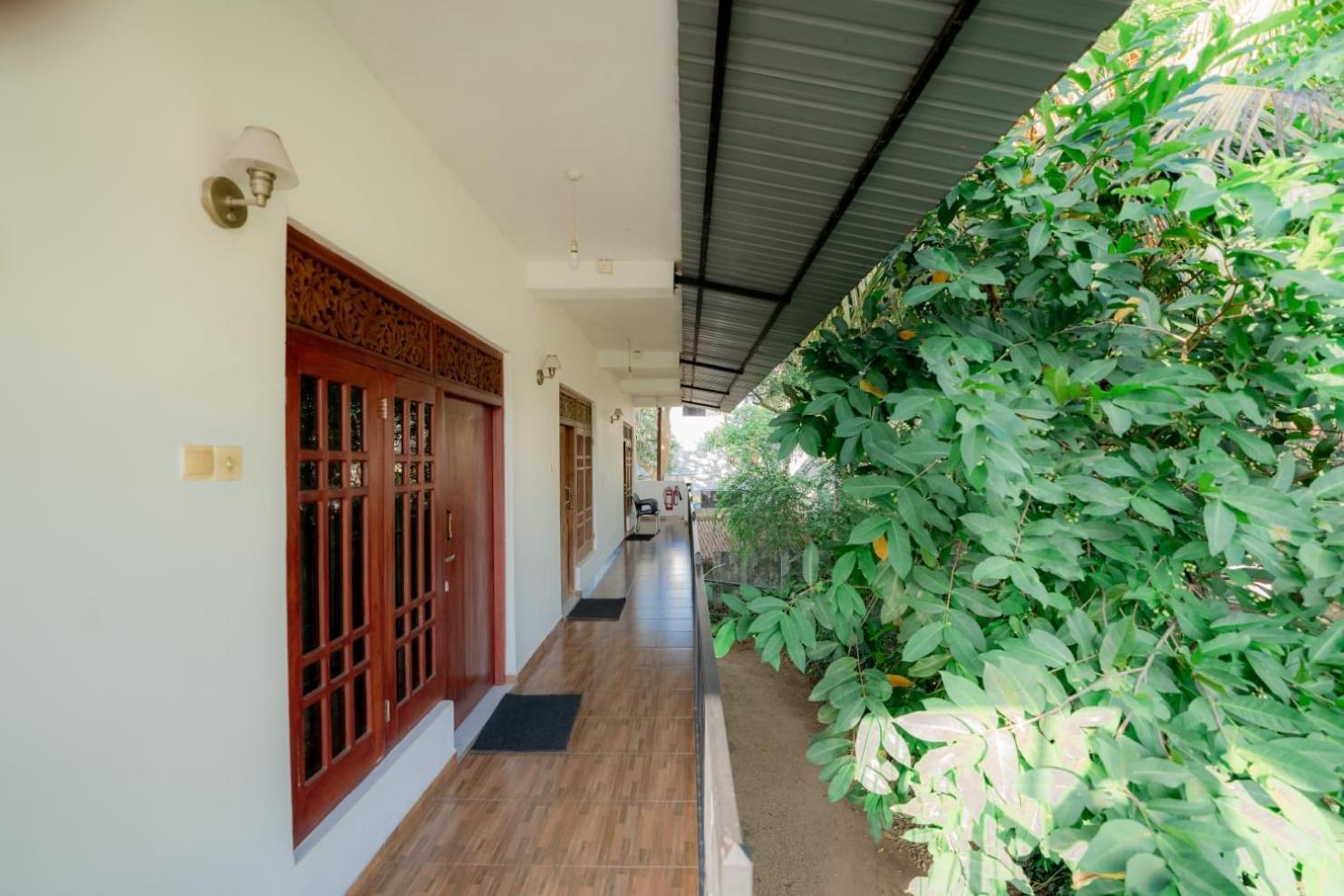 Suwani Pinnawala Homestay Εξωτερικό φωτογραφία
