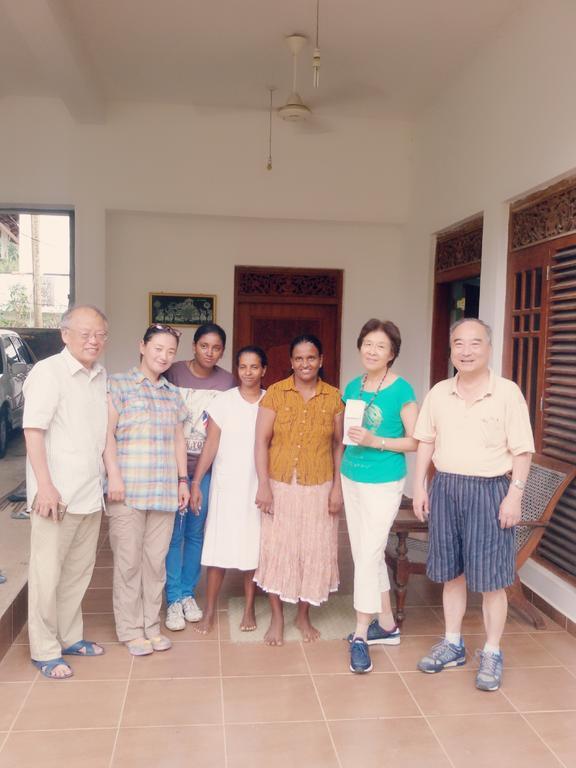 Suwani Pinnawala Homestay Εξωτερικό φωτογραφία